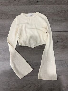 Meshki Cream Flared-Sleeve Cropped Knit Top